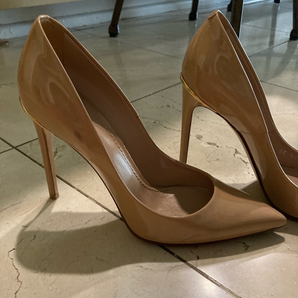 Nude Patent Pointed-Toe Stiletto Pumps